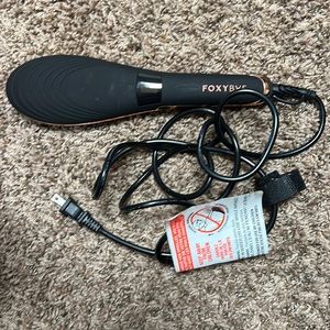 foxybae straightening brush